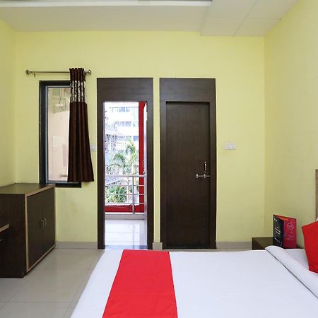 Collection O Hotel Pearl Raipur  Bagian luar foto