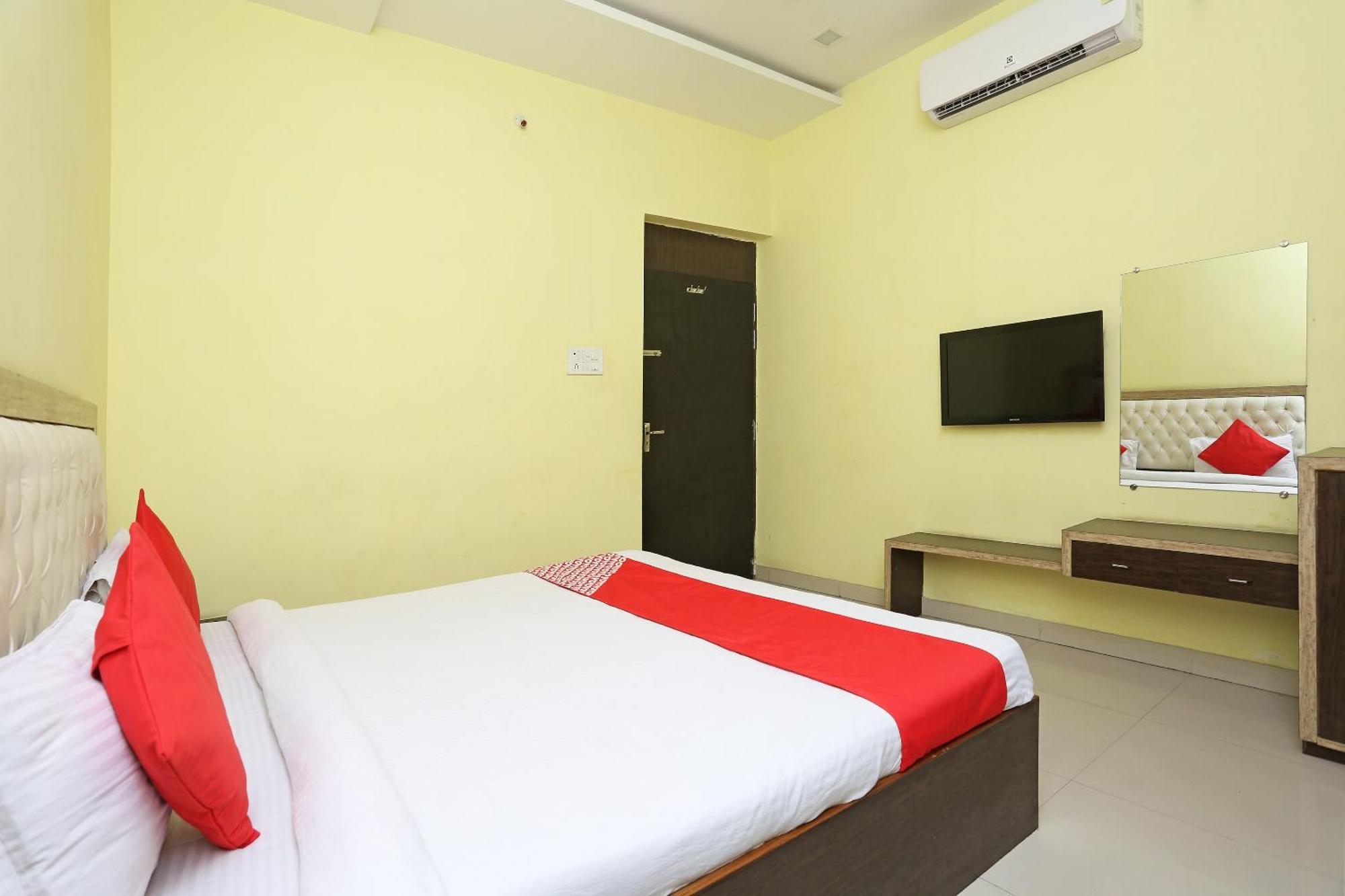 Collection O Hotel Pearl Raipur  Bagian luar foto