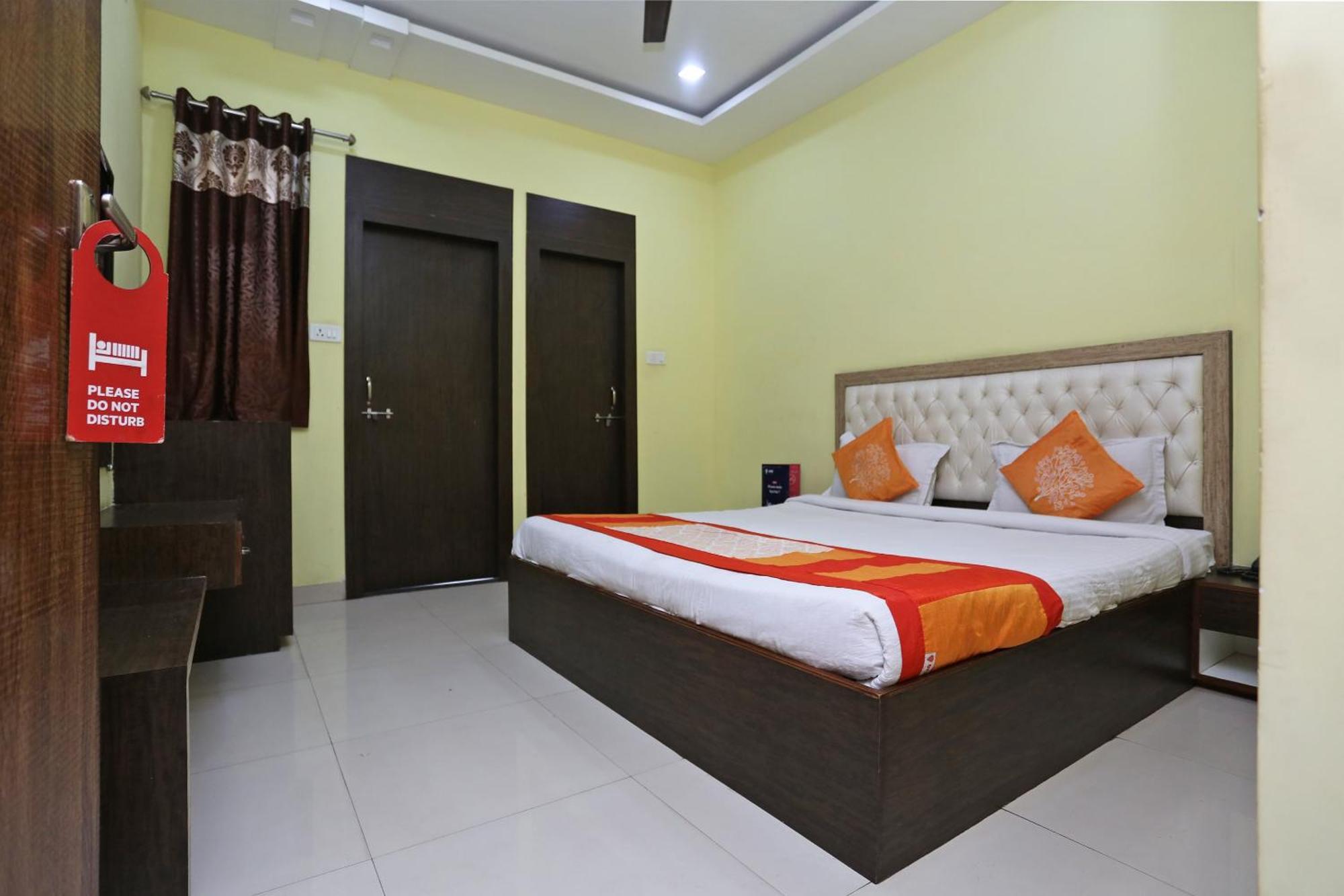 Collection O Hotel Pearl Raipur  Bagian luar foto